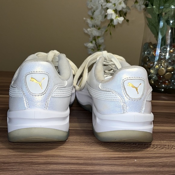 Puma white shimmery sneakers. - Picture 8 of 14